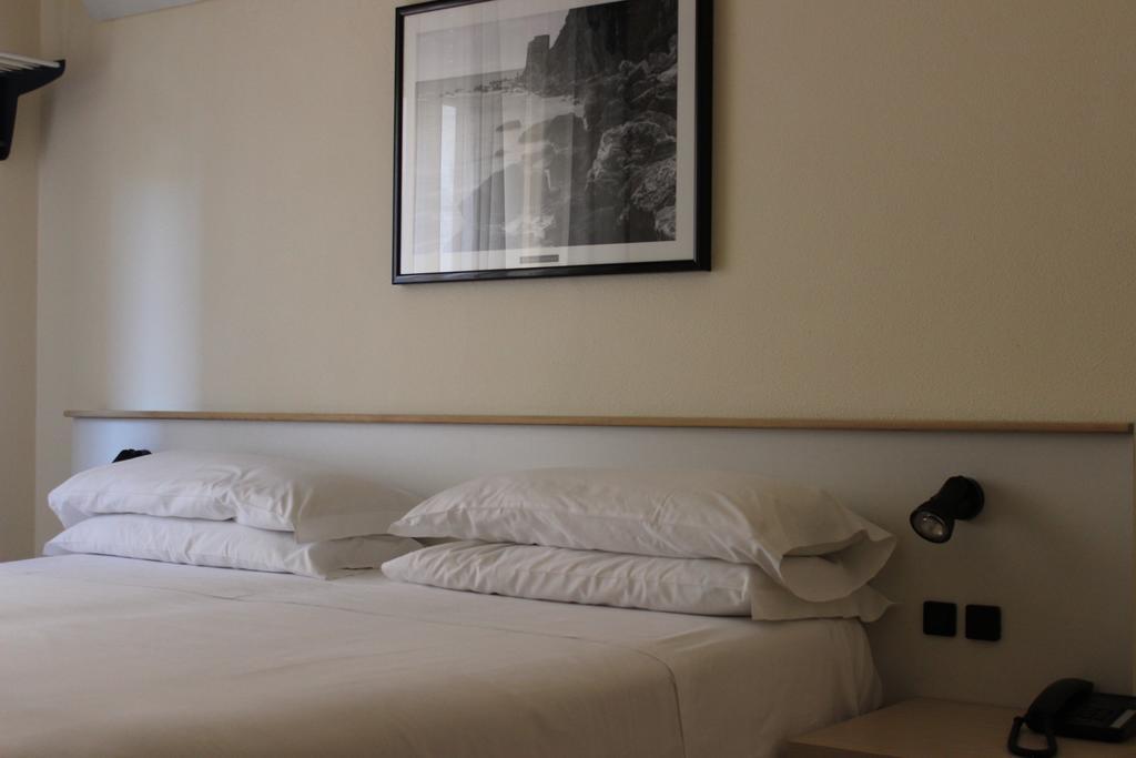 Hotel Villa Igea Diano Marina Camera foto