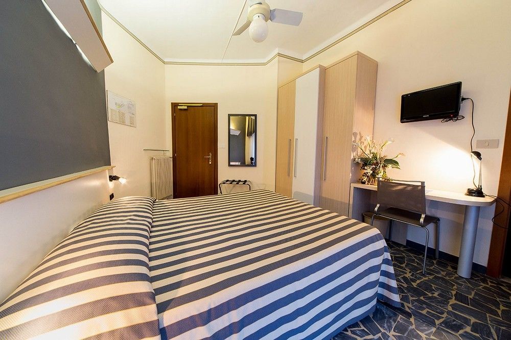 Hotel Villa Igea Diano Marina Esterno foto